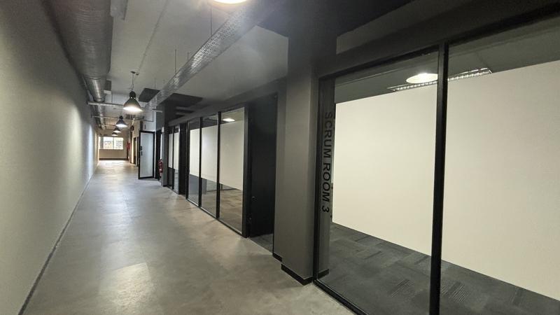 To Let commercial Property for Rent in Paarden Eiland Western Cape